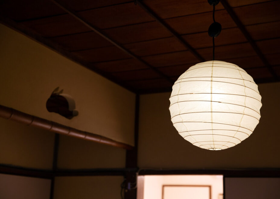 The Japanese-modern style light in haletto house SAKANOSHITA